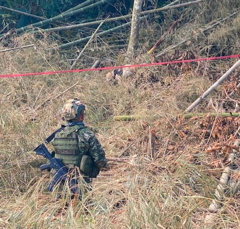 Los soldados fueron los encargado de contrarrestar el peligro que representaba este cilindrobomba, el cual permanecía en la zona rural de Santander de Quilichao, Cauca.