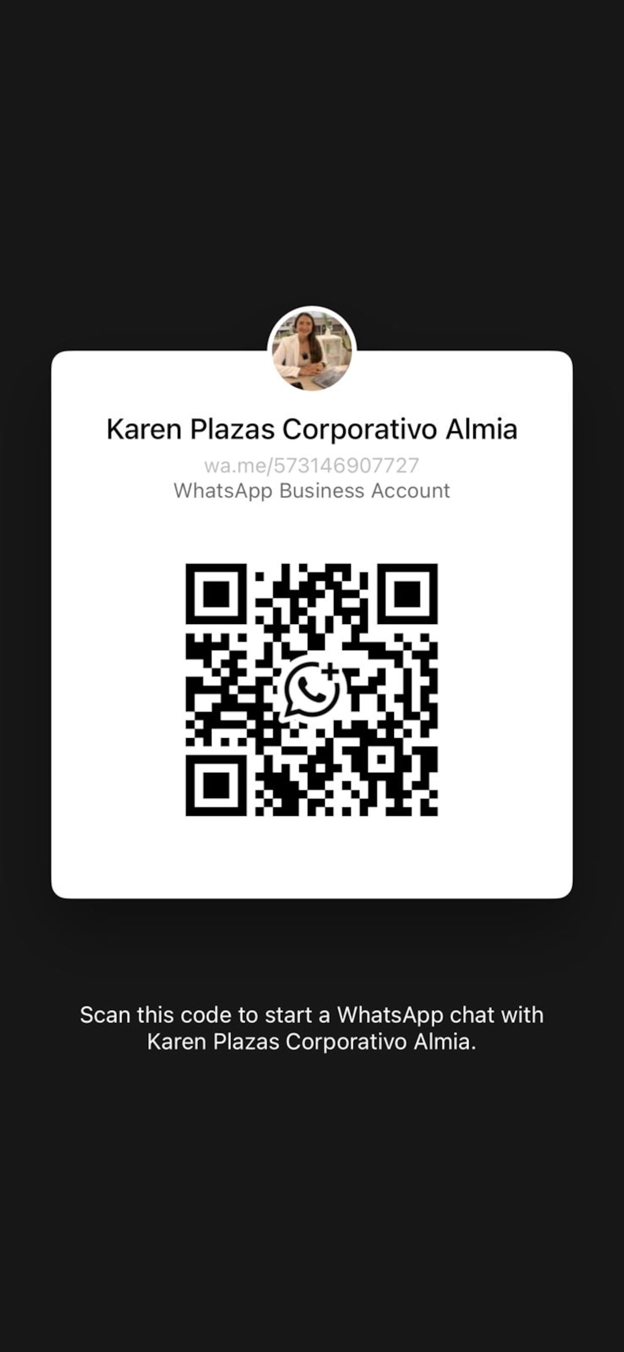 Escanne el código QR y acceda a una asesoría gratuita de 30 minutos con un mentor de Almia para optimizar tu hoja de vida y tu ruta de empleabilidad.