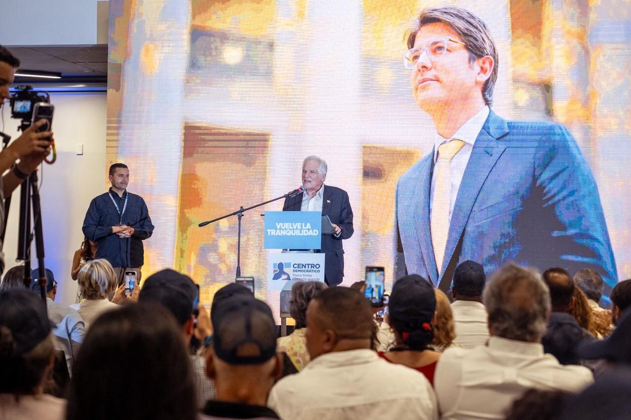 Precandidato presidencial Miguel Uribe en Cali.