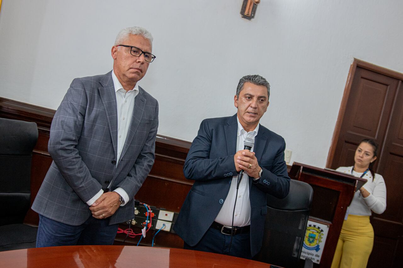 Con este nombramiento, el alcalde de Popayán, Juan Carlos Muñoz busca mejorar su trabajo al frente de los destinos de la capital del Cauca.