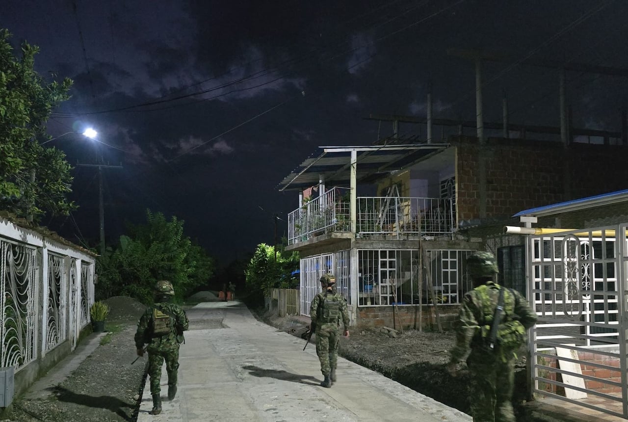 A raíz de la violencia de las pandillas, las autoridades confirmaron el aumento de los patrullajes del Ejército en sectores como El Chamizo.