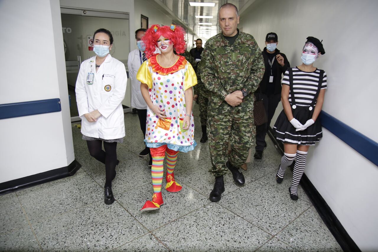 Verónica Alcocer se disfrazó de payasita