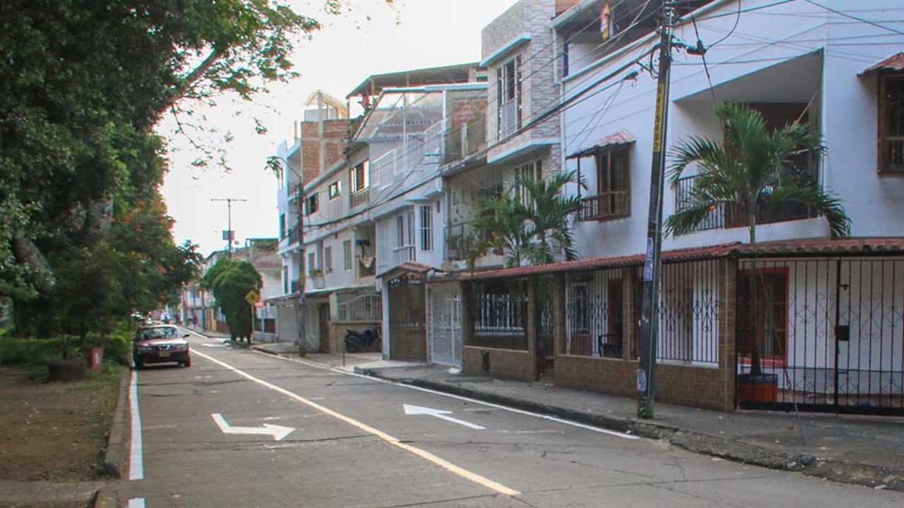 El barrio está ubicado en la Comuna 17.