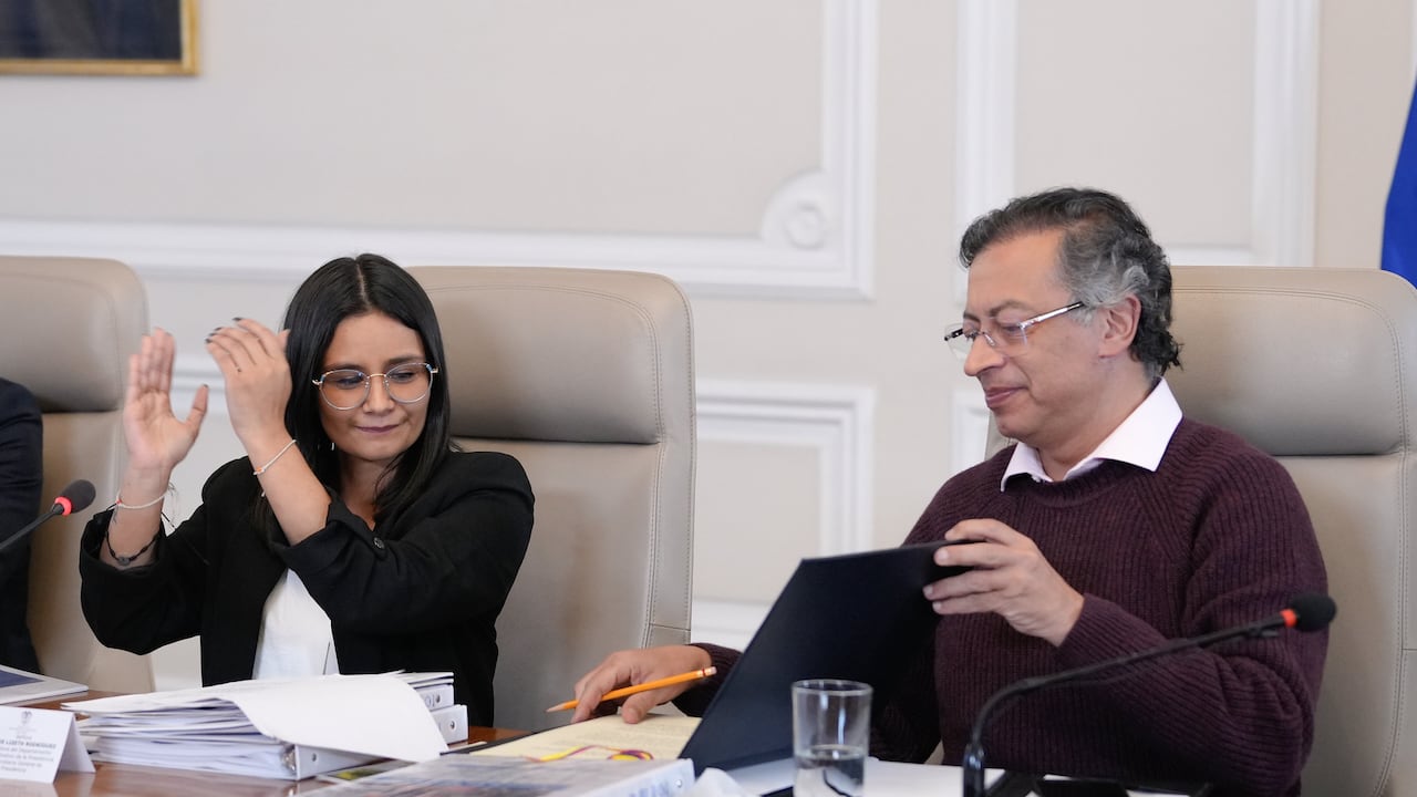 Angie Rodríguez y Gustavo Petro, el 29 de septiembre de 2025 en la Casa de Nariño, en Bogotá