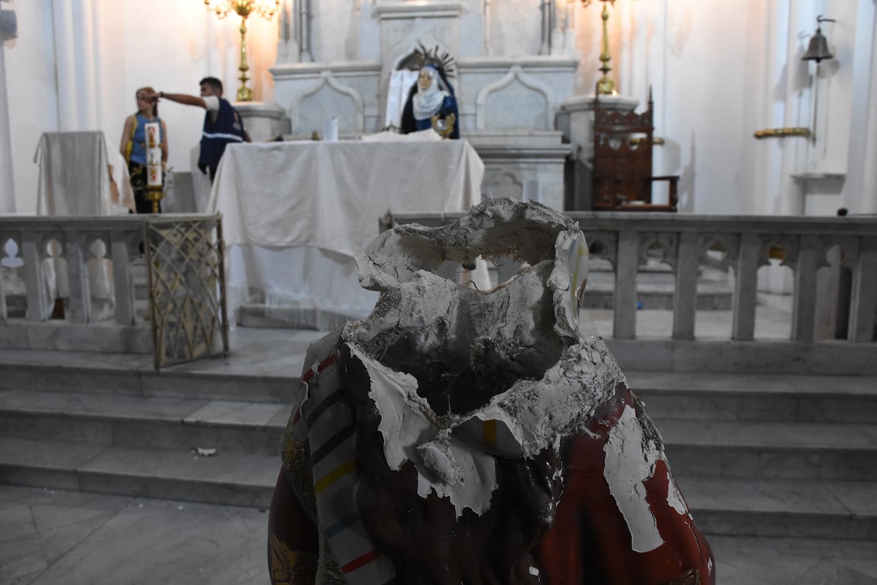 Vandalismo y Sacrilegio en la Iglesia La Ermita
