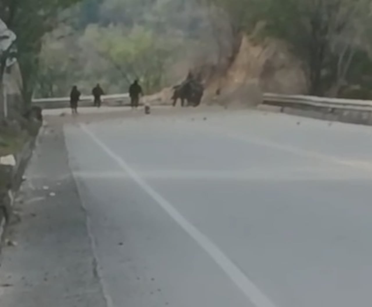 La activación de un artefacto explosivo habría dejado, de manera preliminar, tres militares heridos durante la mañana de este lunes 7 de septiembre, en una de las zonas donde se intensificó la guerra entre las disidencias de las Farc y la fuerza pública.