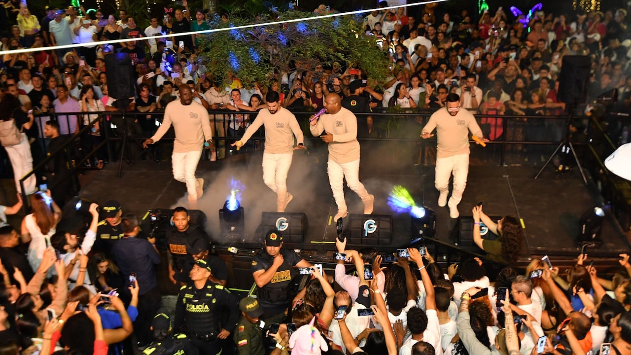 El Grupo Niche cautivó a los asistentes al Bulevar del Río.