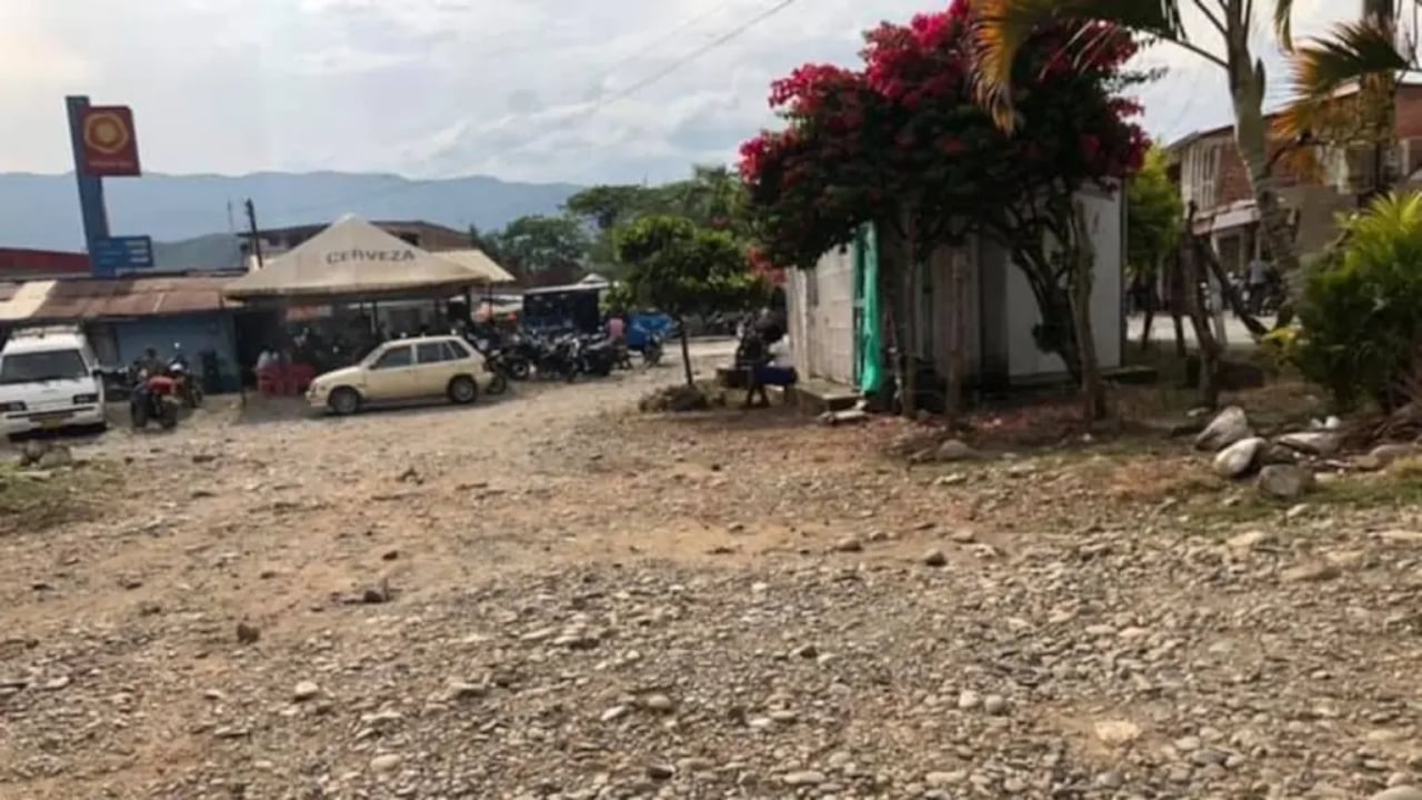 Una persona permanece en UCI tras ser atacada en retén ilegal de disidencias en el sector de El Crucero del corregimiento de Timba, en zona rural de Jamundí.