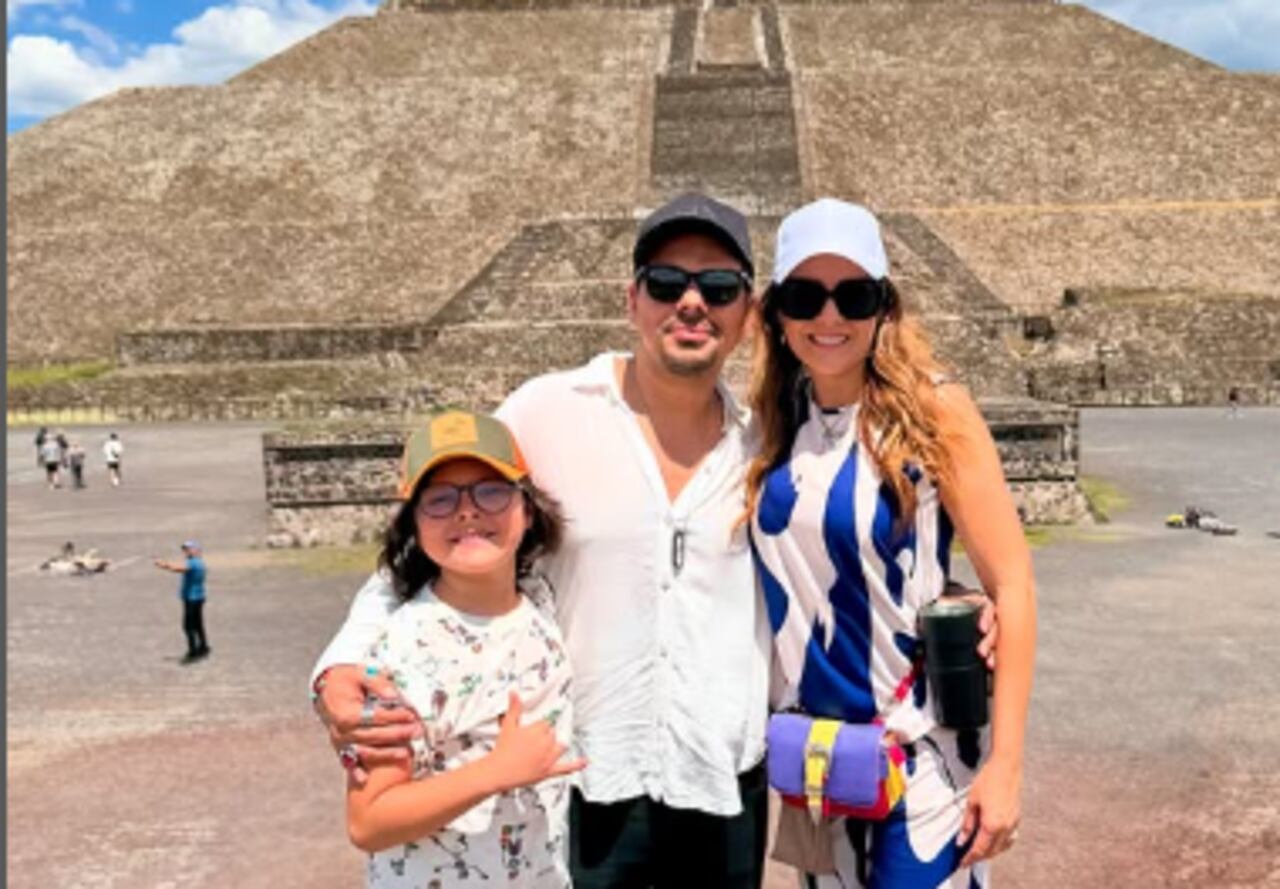 Ana Karina Soto y su familia comparten en México y sorprenden con la sorpresa de cumpleaños de su hijo Dante.