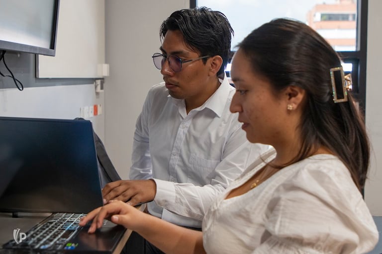 El programa de capacitación virtual busca dotar de herramientas prácticas a independientes y comerciantes del Valle del Cauca.