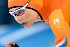 La holandesa Jutta Leerdam compite en los 1000 metros de patinaje de velocidad femenino durante los Juegos Olímpicos de Invierno Milano Cortina 2026.