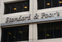 Standard & Poor’s emitió un concepto sobre la calificación soberana de Colombia, bajo el cual redujo el rating en un escalón y estabilizó la perspectiva. En particular, disminuyó la calificación de los bonos soberanos de largo plazo denominados en moneda extranjera de BB a BB-.