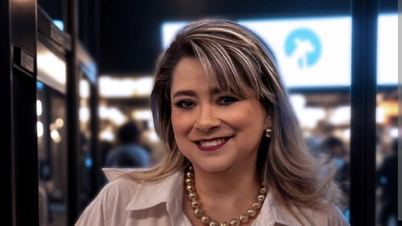 Diana Jallon, periodista con más de 25 años de experiencia en medios de comunicación.