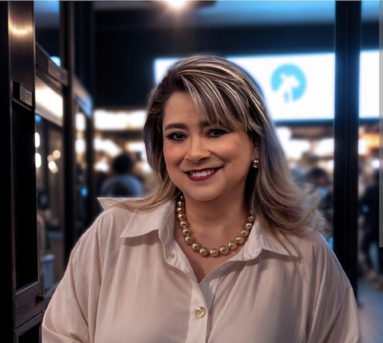 Diana Jallon, periodista con más de 25 años de experiencia en medios de comunicación.