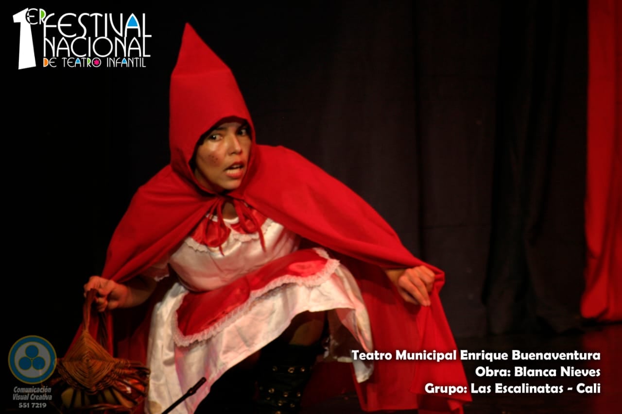 Caperucita Roja versión de Pablo Angarita Sabi. Teatro Las Escalinatas.