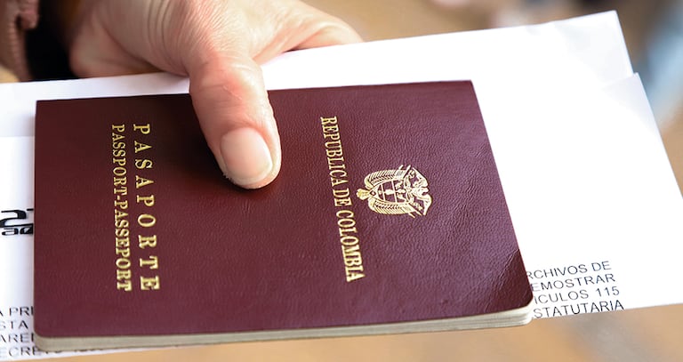La producción de pasaportes en el país quedará en manos de la Imprenta Nacional a partir de 2025.