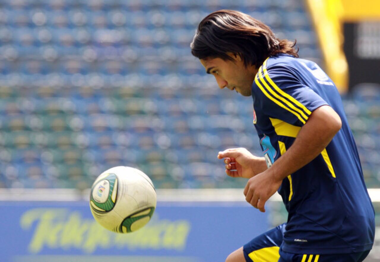 Falcao entrenando con la Selección Colombia (2011) en el estadio Nemesio Camacho 'El Campín' de Bogotá.