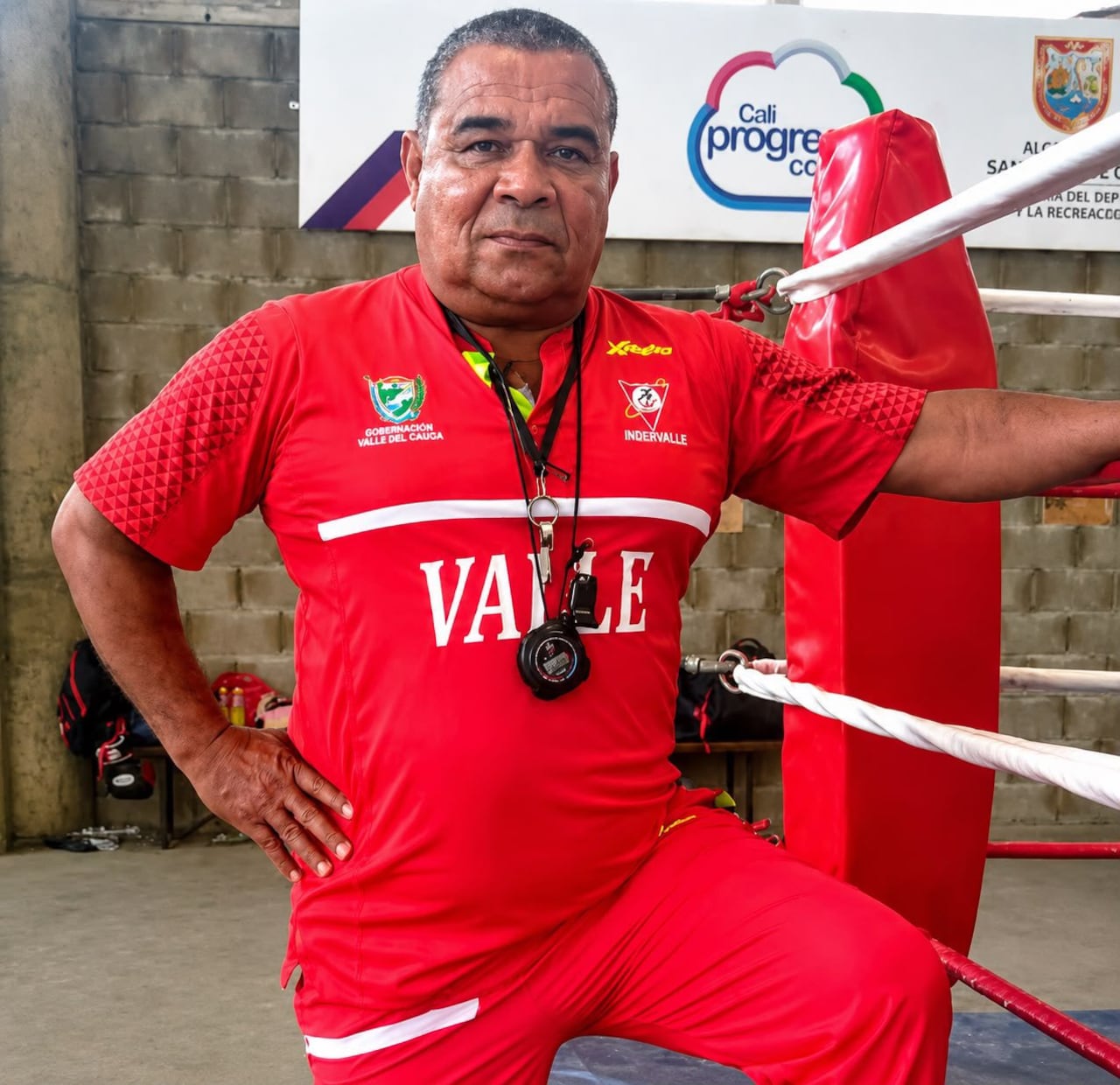 Jorge Aguirre, uno de los grandes entrenadores del boxeo colombiano.