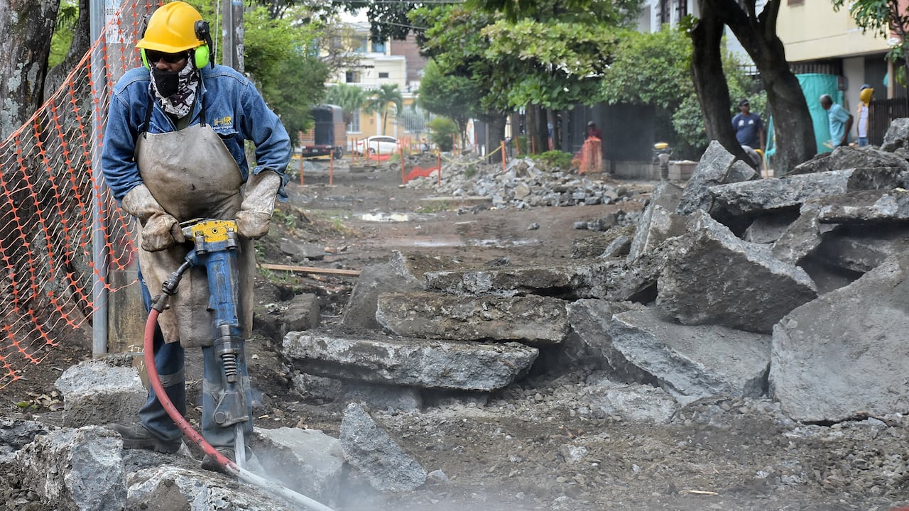 Emcali implementó la reposición tramos críticos redes de acueducto y alcantarillado de los Barrios 3 de Julio y Pampalinda en la comuna 19.