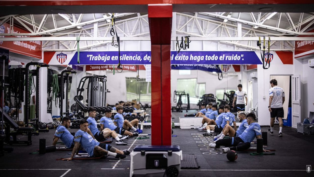 La selección de Uruguay entrenando en la sede de Junior.