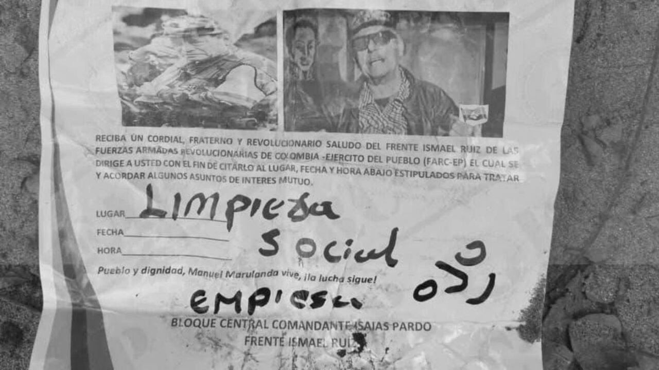 En el sitio de este atentado dejaron este panfleto, alusivo a las disidencias de alias Iván Mordisco.