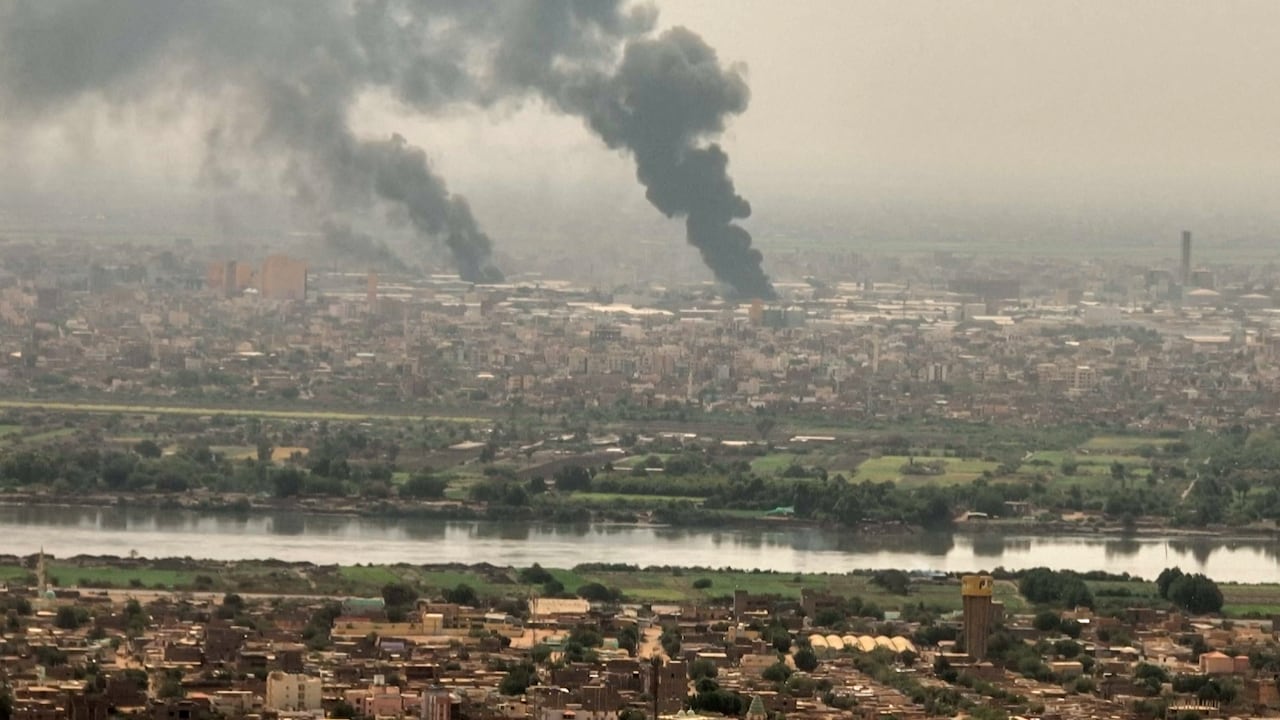El país enfrenta un conflicto desde el pasado 15 de abril. Foto: AFP.