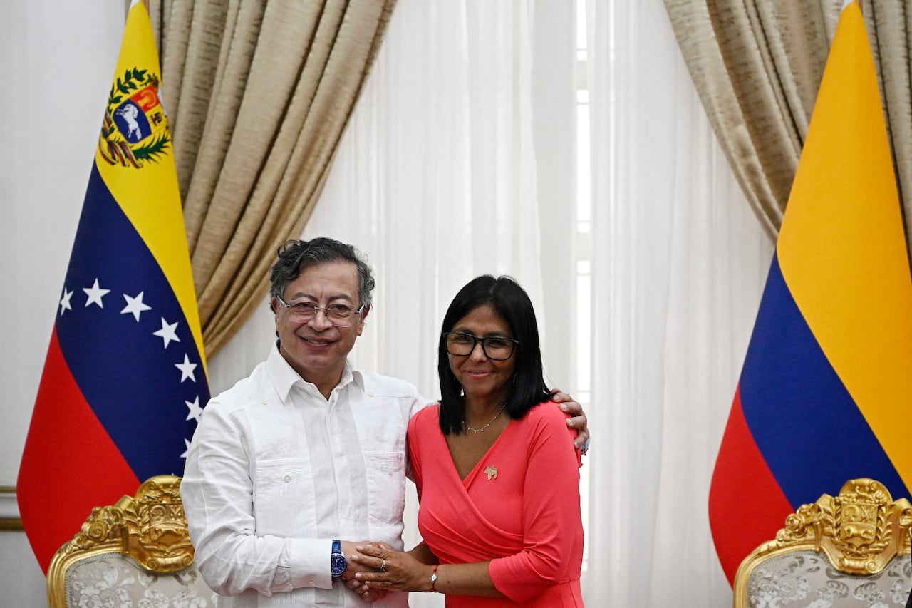 Gustavo Petro y Delcy Rodríguez