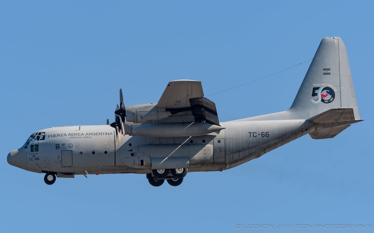 El C-130H Hércules es una aeronave fabricada por la compañía estadounidense Lockheed Martin y se ha consolidado como una pieza clave en operaciones militares en distintos países.