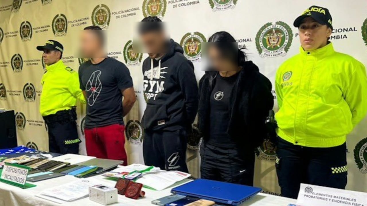 Las autoridades de Estados Unidos y Colombia coordinaron operativos simultáneos para desarticular la red transnacional dedicada al fraude en trámites de visa.