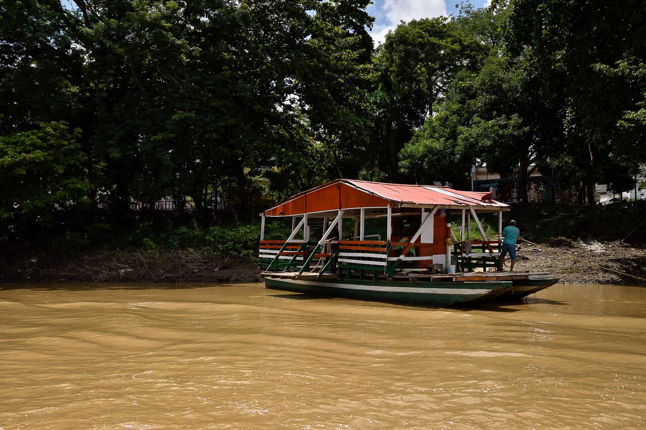 Con miles de kilómetros de línea costera en el Caribe y el Pacífico, el país no puede seguir ignorando las patologías en las estructuras de concreto.
