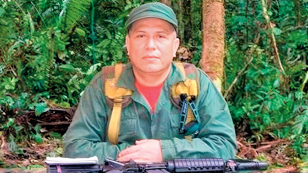 Alias John 40 le estaría brindando refugio a Iván Márquez en el arco minero del Orinoco, donde ahora son perseguidos por la Guardia Bolivariana.