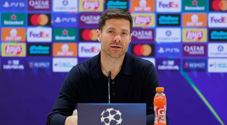Xabi Alonso durante la rueda de prensa tras la derrota ante el City