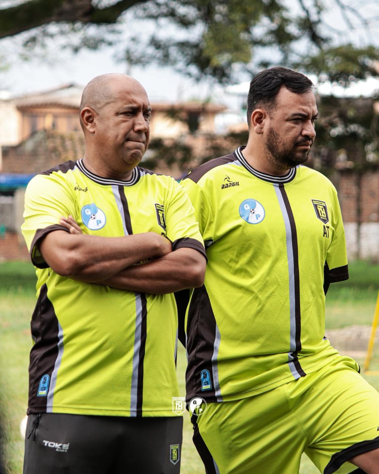 Germenson Arias (izq.), director técnico del Internacional de Palmira Femenino, espera que sus dirigidas puedan hacer una gran campaña en este 2026.