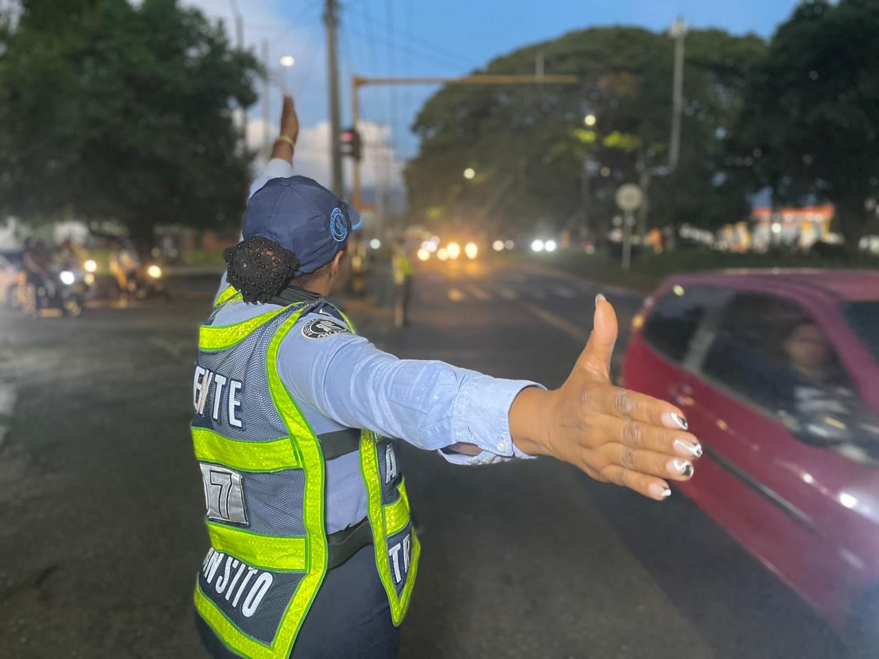 AGENTES DE TRÁNSITO - MOVILIDAD