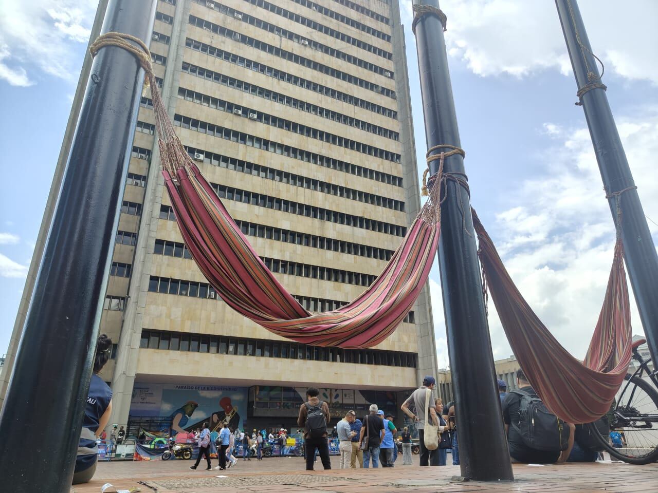 Los manifestantes de la denominada Minga Cali reclaman acceso a tierras. La respuesta es competencia del Gobierno Nacional.