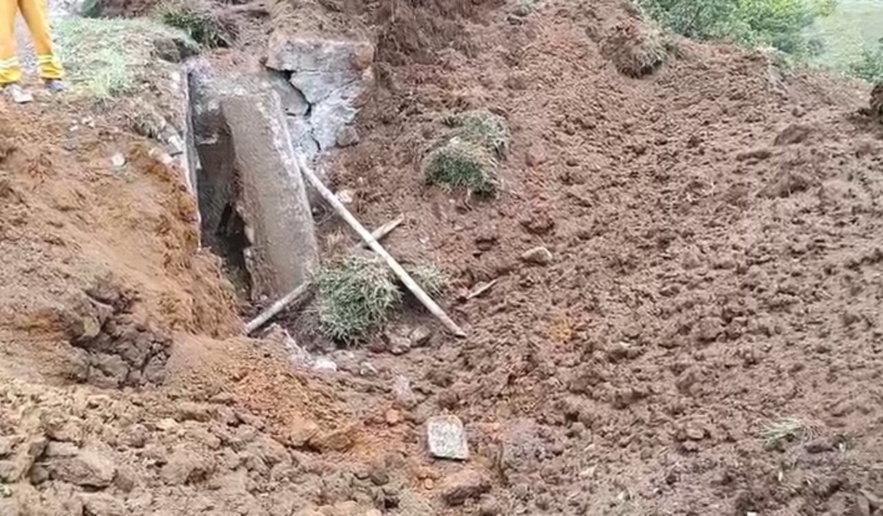 El temor a movilizarse por las vías no solo afecta la seguridad de las personas, sino que también tiene un impacto significativo en su vida cotidiana de cientos de campesinos e indígenas del Cauca.