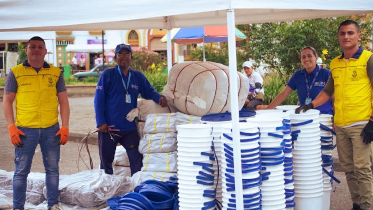 OIM lleva ayuda humanitaria de Estados Unidos a 30 municipios afectados por el terremoto en Colombia