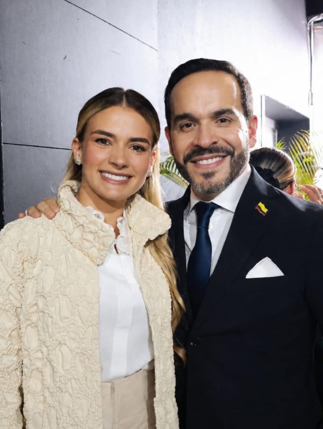 La nueva familia presidencial la componen el presidente Abelardo De La Espriella, su esposa Ana Lucía Pineda y sus cuatro hijos Lucía, Salvador, Filippo y Francesca (Tomada de las redes sociales de ADLE).