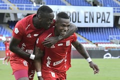 Con un gol de Pestaña al minuto 54, América se puso 2-0 arriba gracias a un centro de Cavadia.