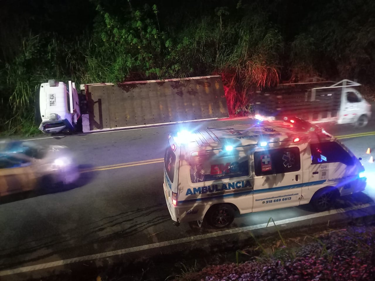 Accidente en la vía al mar este lunes, 19 de octubre