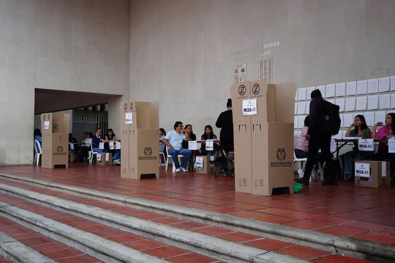 Elecciones presidenciales, votación en la ciudad de Cali. Urnas, voto, votaciones