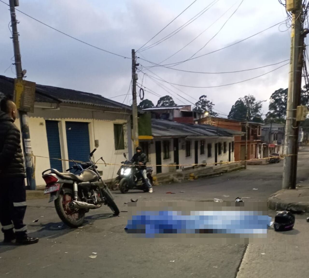 Este trágico accidente se presentó sobre la calle cuarta con carretera 14 del barrio El Cadillal de Popayán, indicaron los testigos.