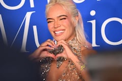 Karol G recibe premio Billboard a mujer del año