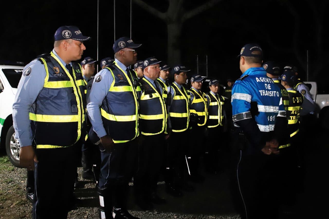 Dispositivo por alborada en Cali