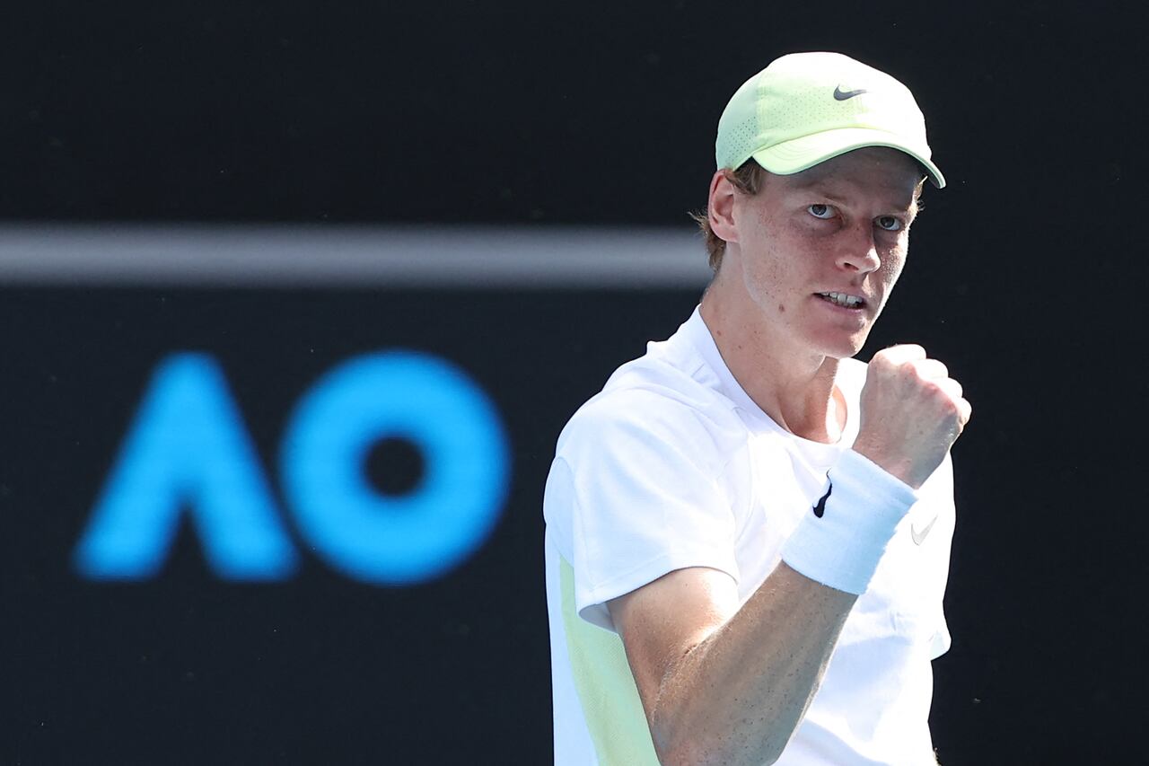 Jannik Sinner venció a Holger Rune y se instaló en los cuartos de final del Australian Open 2025.