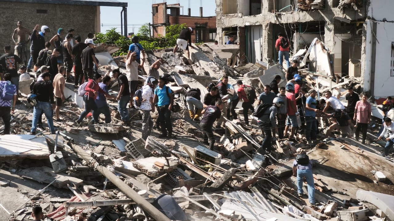 Colapsos estructurales en Cali tras sismo de 7,4