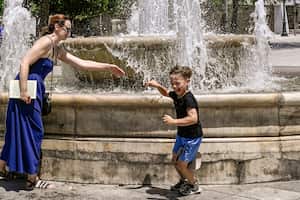 Los sitios arqueológicos, incluida la Acrópolis, estarán cerrados durante las horas más calurosas del día debido a una nueva ola de calor.