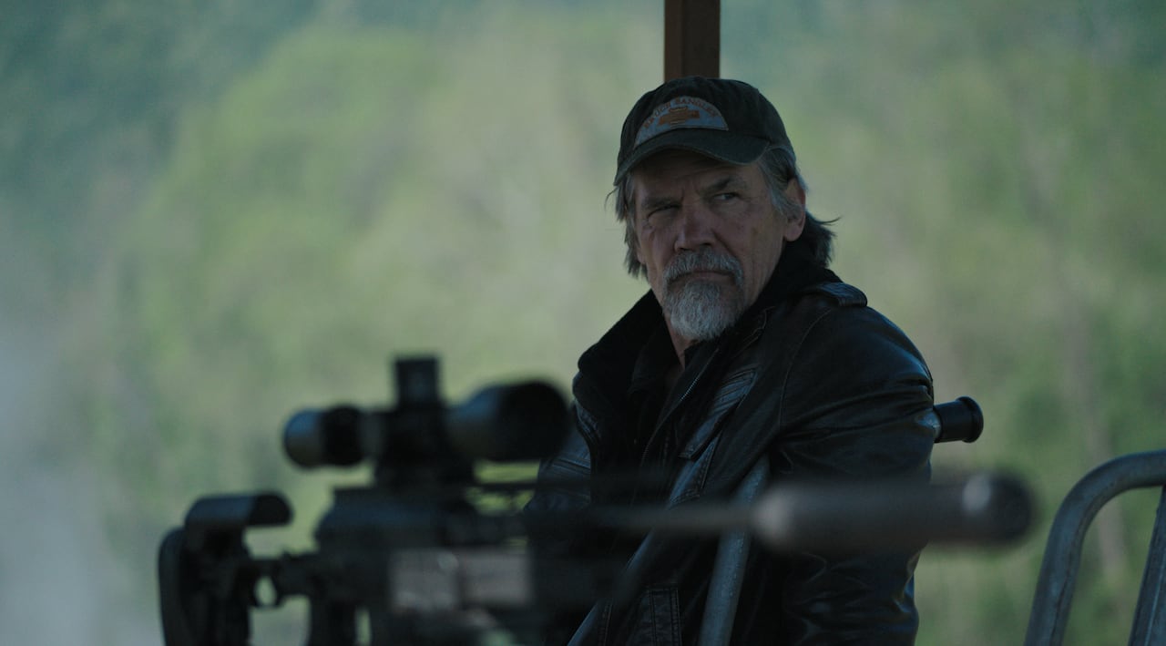 Josh Brolin como Bangley in la película de 20th Century Studios': La Guerra de los Últimos.