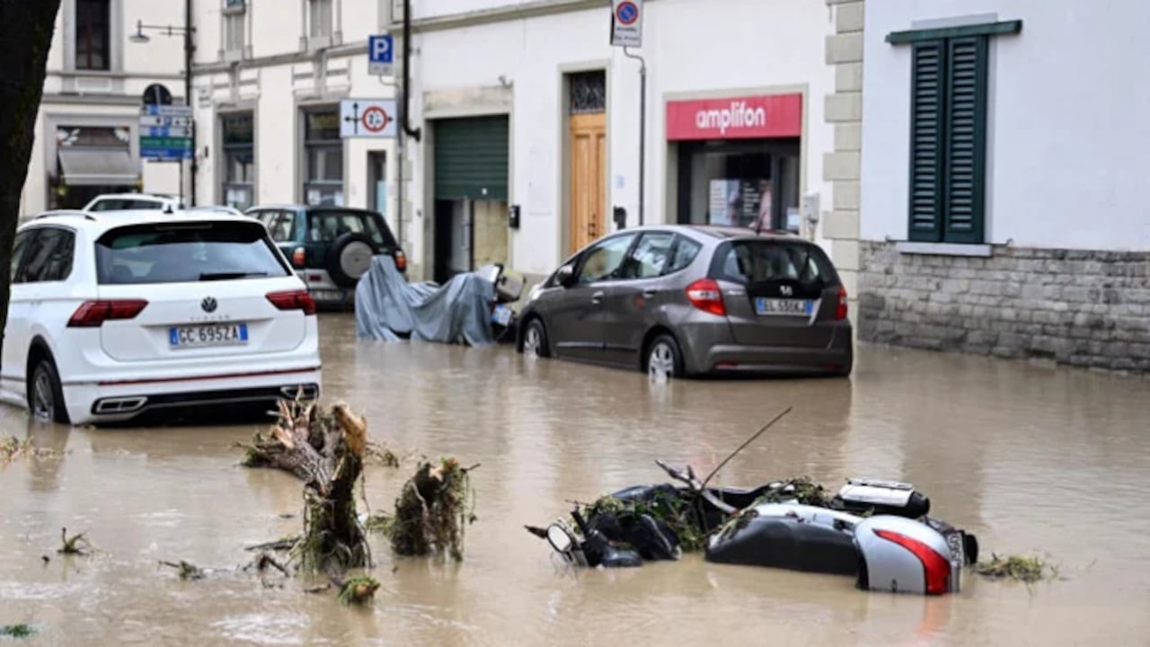 Italia enfrenta graves inundaciones y deslizamientos en Friuli-Venecia Julia tras intensas lluvias.