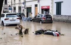 Italia enfrenta graves inundaciones y deslizamientos en Friuli-Venecia Julia tras intensas lluvias.